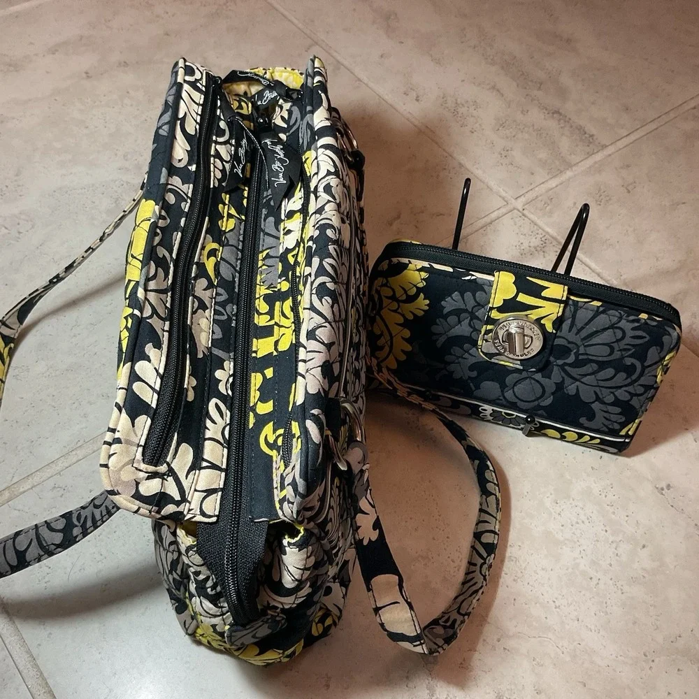 Retired Vera Bradley Baroque Shoulder Purse Handbag With Wallet, 2 Pcs - Picture 2 of 6